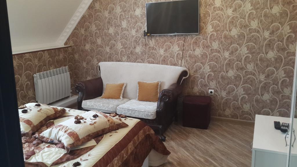 Edemi Hotel Kutaisi Exteriér fotografie