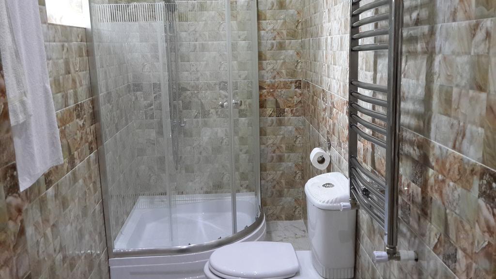 Edemi Hotel Kutaisi Exteriér fotografie