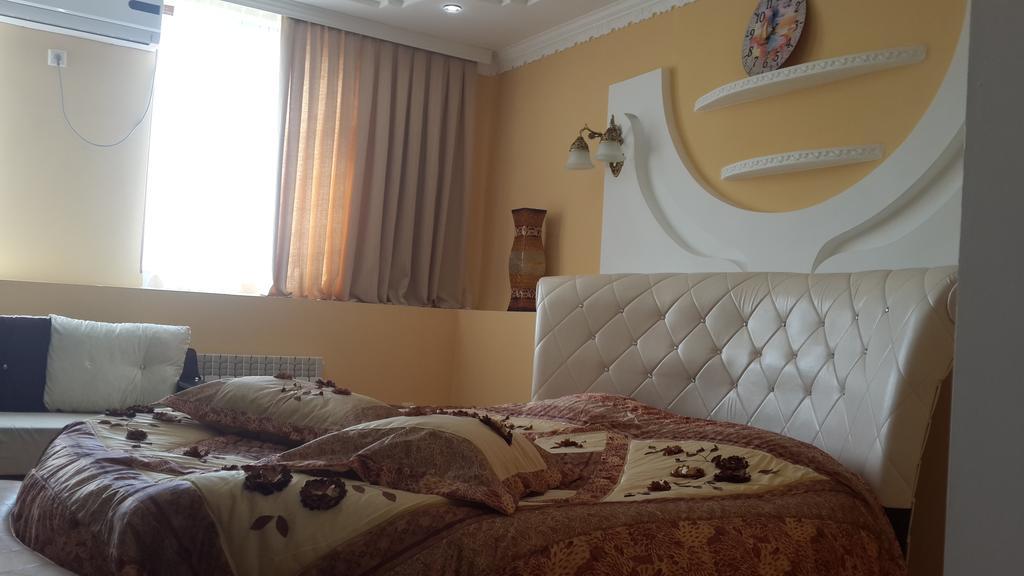 Edemi Hotel Kutaisi Exteriér fotografie